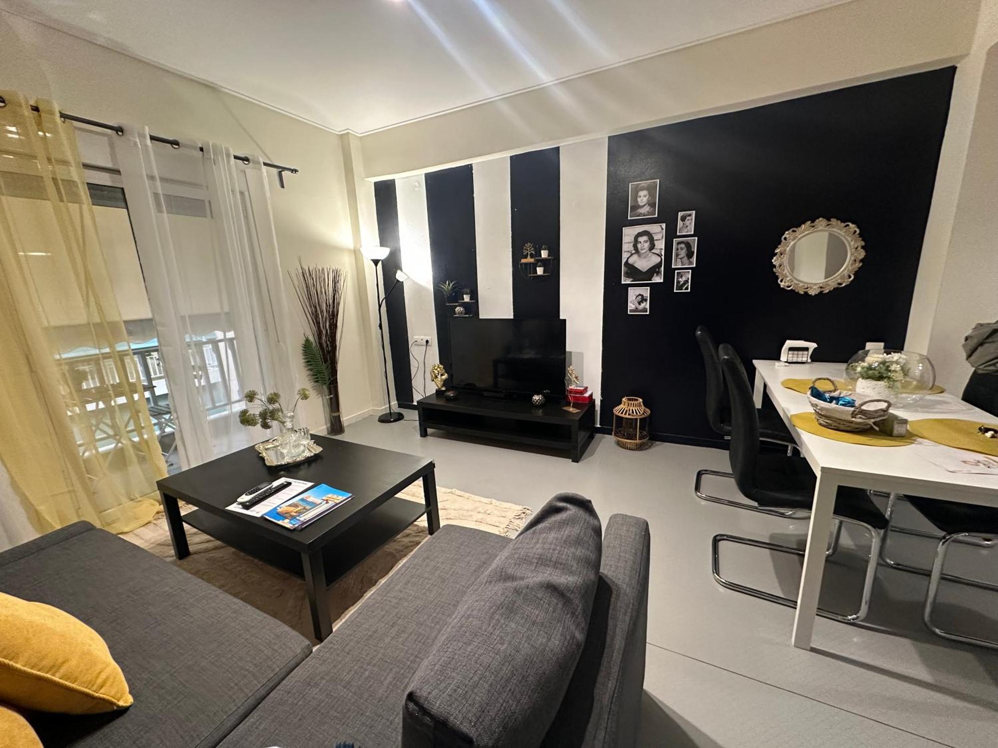 Koukaki Urban Retreat, Steps From The Acropolis Apartment เอเธนส์ ภายนอก รูปภาพ